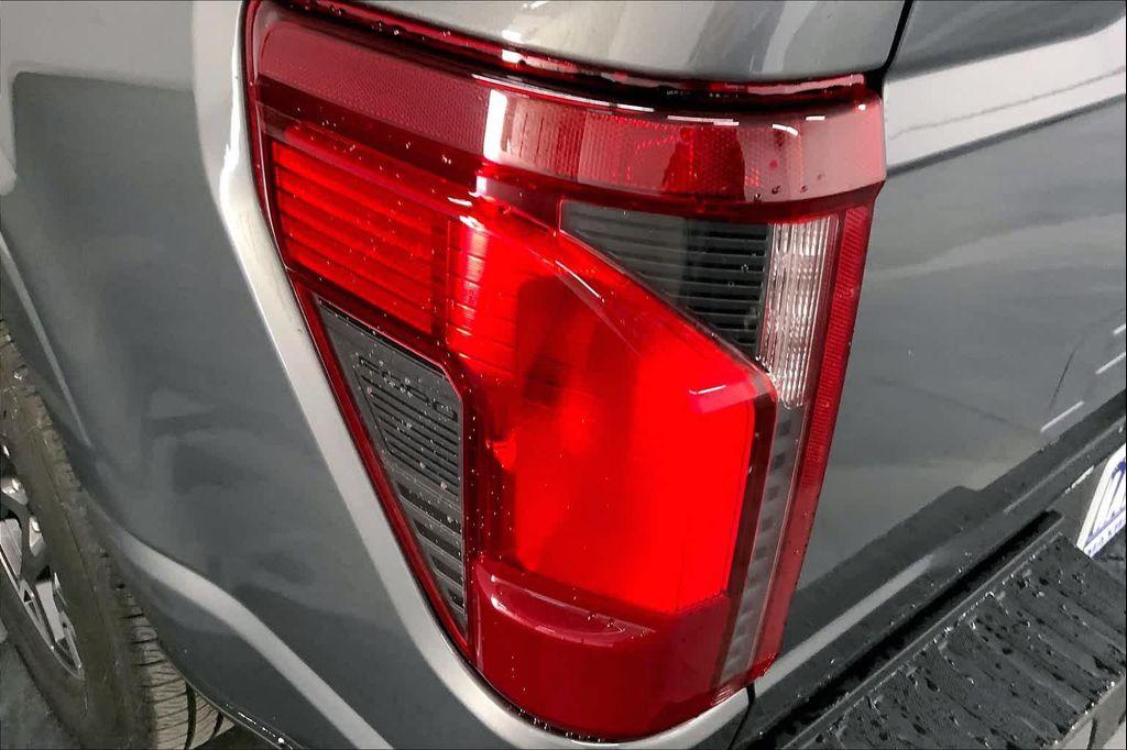 new 2025 Ford F-150 car, priced at $43,075