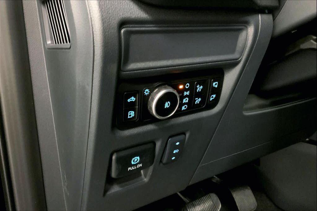 new 2025 Ford F-150 car, priced at $72,184