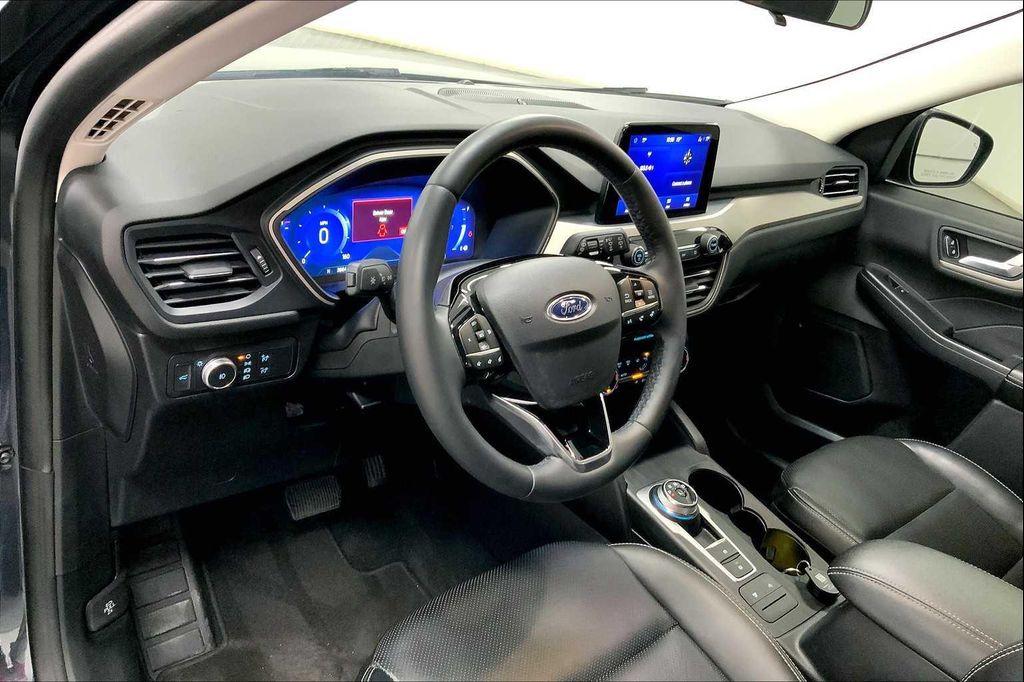 used 2022 Ford Escape car, priced at $22,971