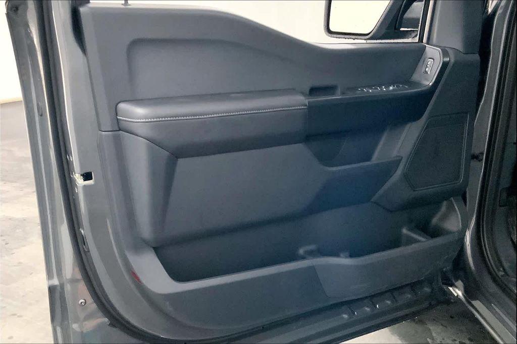 new 2025 Ford F-150 car, priced at $42,668