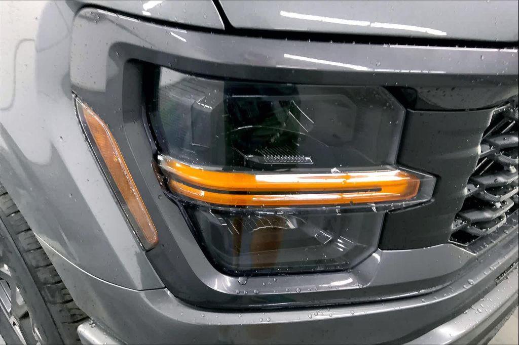 new 2025 Ford F-150 car, priced at $42,668
