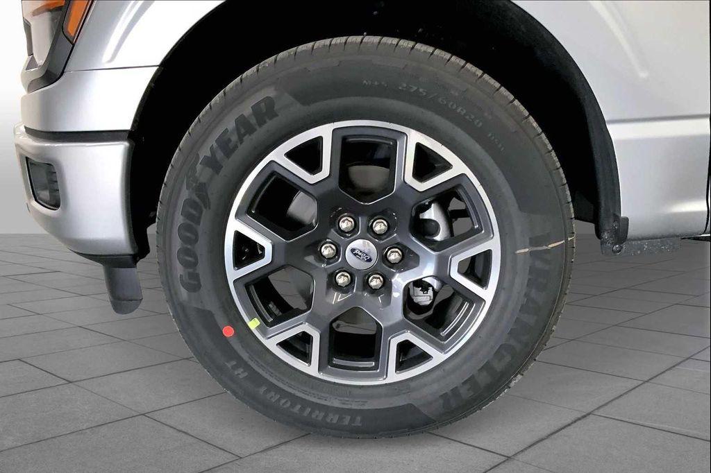 new 2025 Ford F-150 car, priced at $42,628