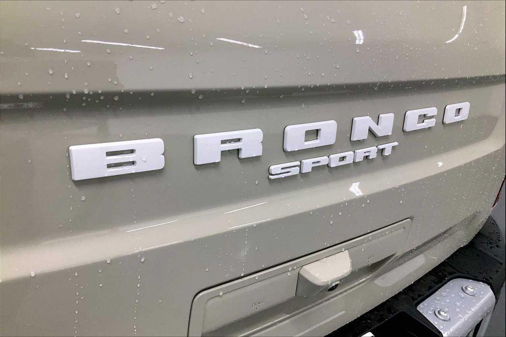 new 2025 Ford Bronco Sport car, priced at $31,355