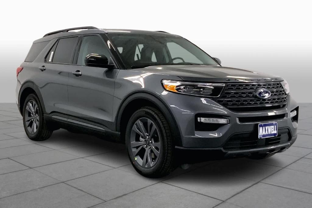 new 2024 Ford Explorer car, priced at $49,015