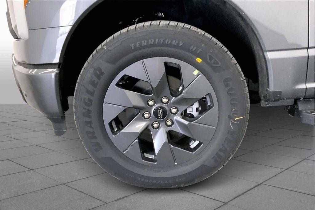 new 2025 Ford F-150 Lightning car, priced at $67,423
