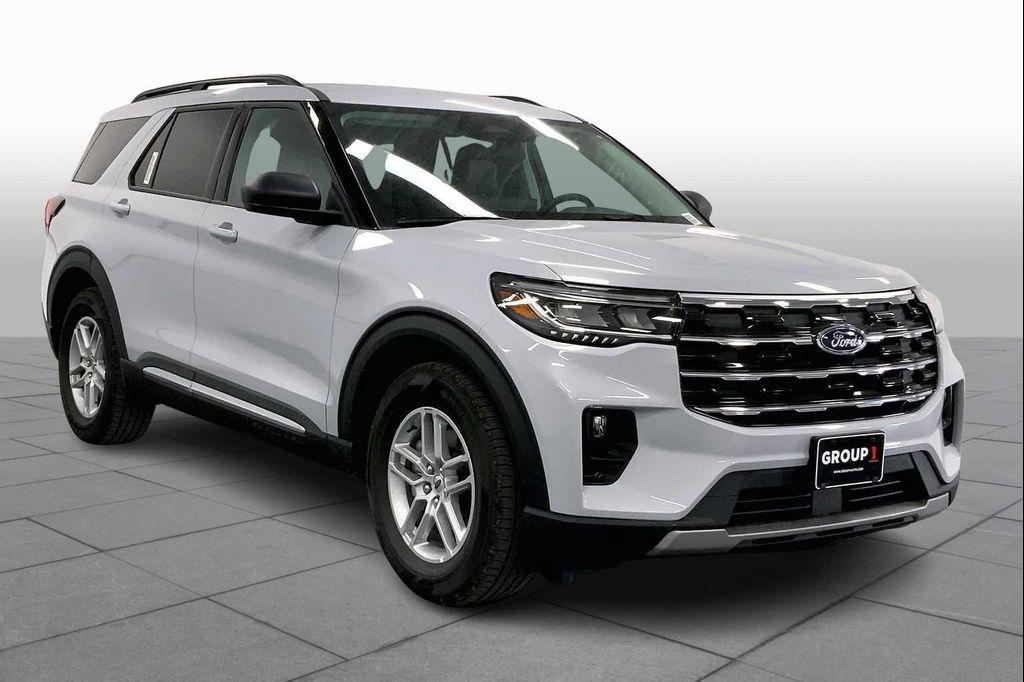 new 2025 Ford Explorer car, priced at $44,165