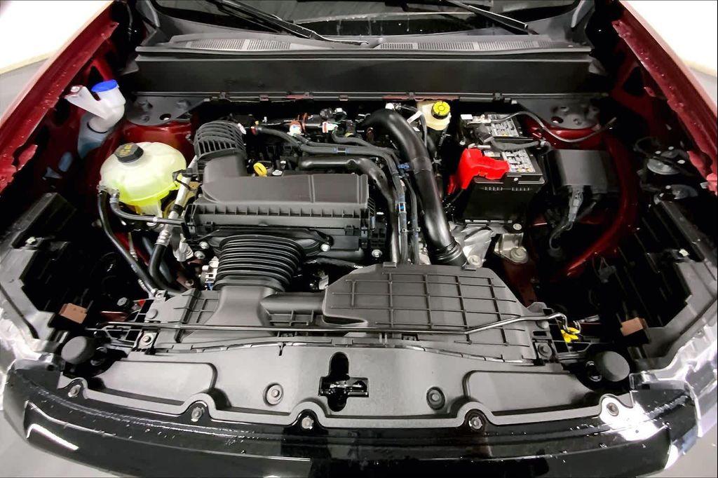 new 2025 Ford Maverick car, priced at $33,674