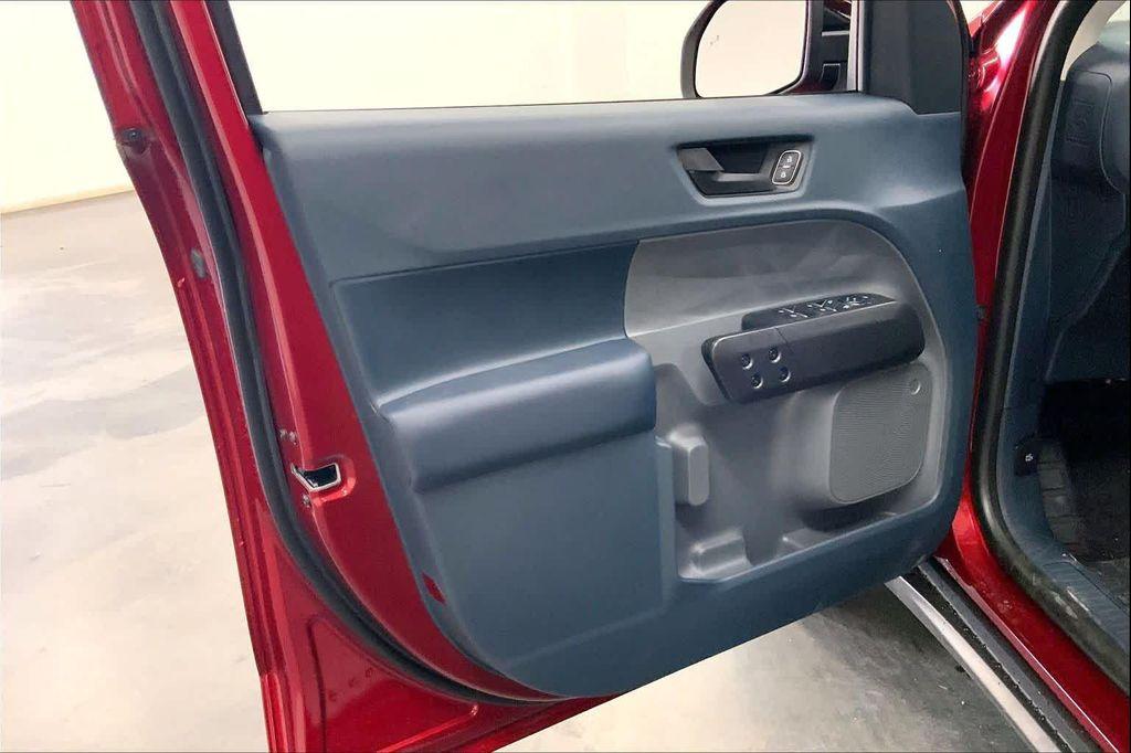 new 2025 Ford Maverick car, priced at $33,674