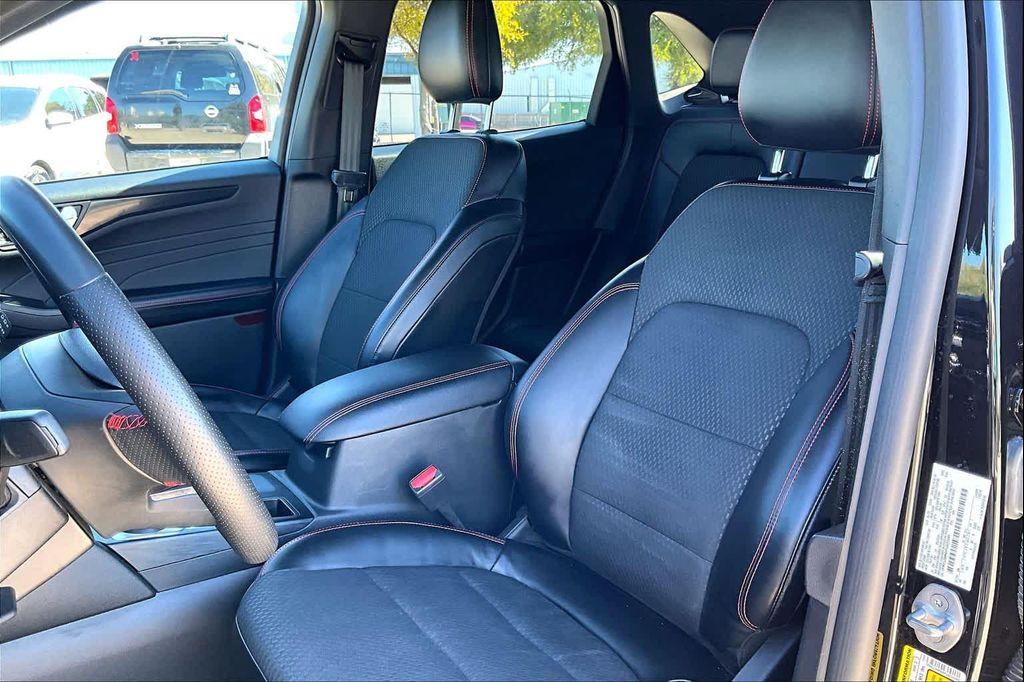 used 2023 Ford Escape car, priced at $22,971