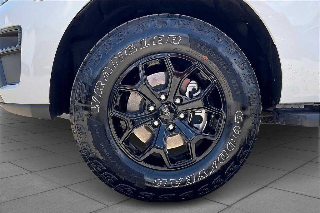 used 2024 Ford Expedition car, priced at $67,925