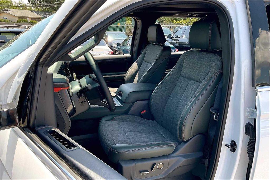 used 2024 Ford Expedition car, priced at $67,925
