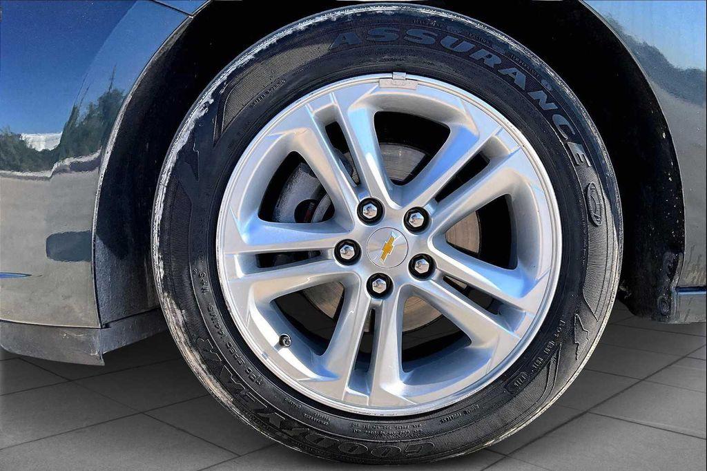 used 2017 Chevrolet Cruze car, priced at $11,982