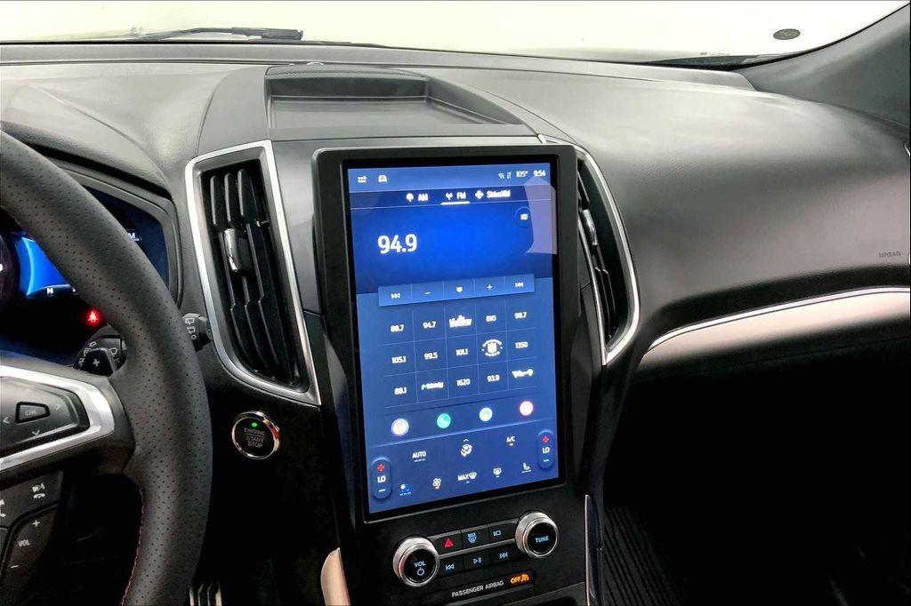used 2024 Ford Edge car, priced at $37,983