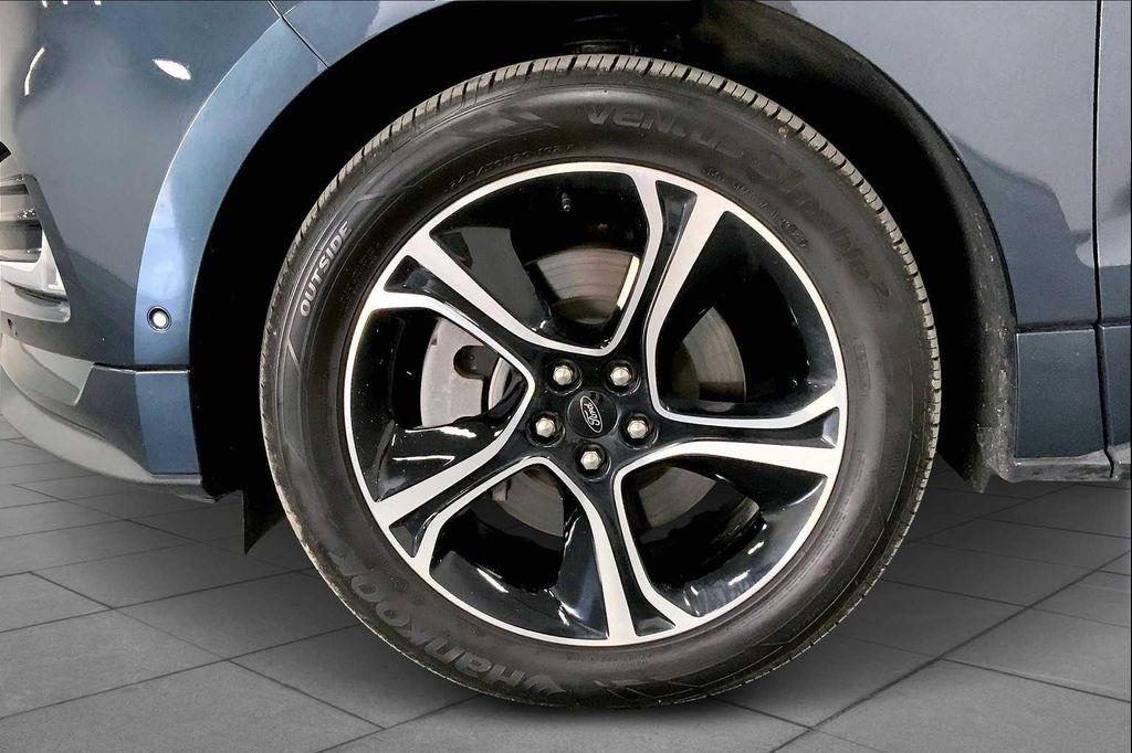 used 2024 Ford Edge car, priced at $37,983