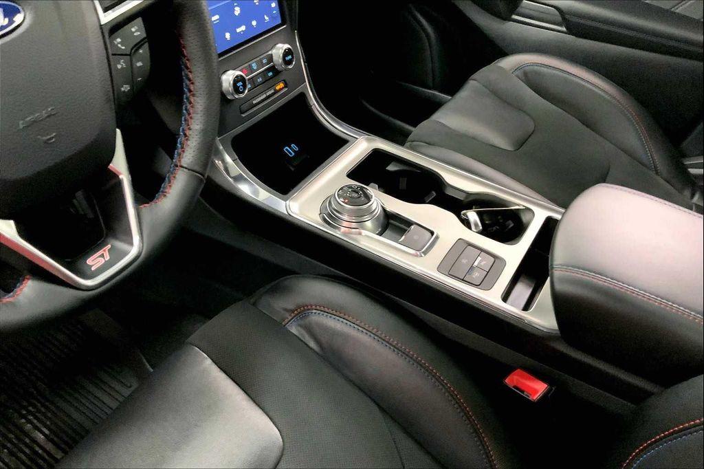 used 2024 Ford Edge car, priced at $37,983