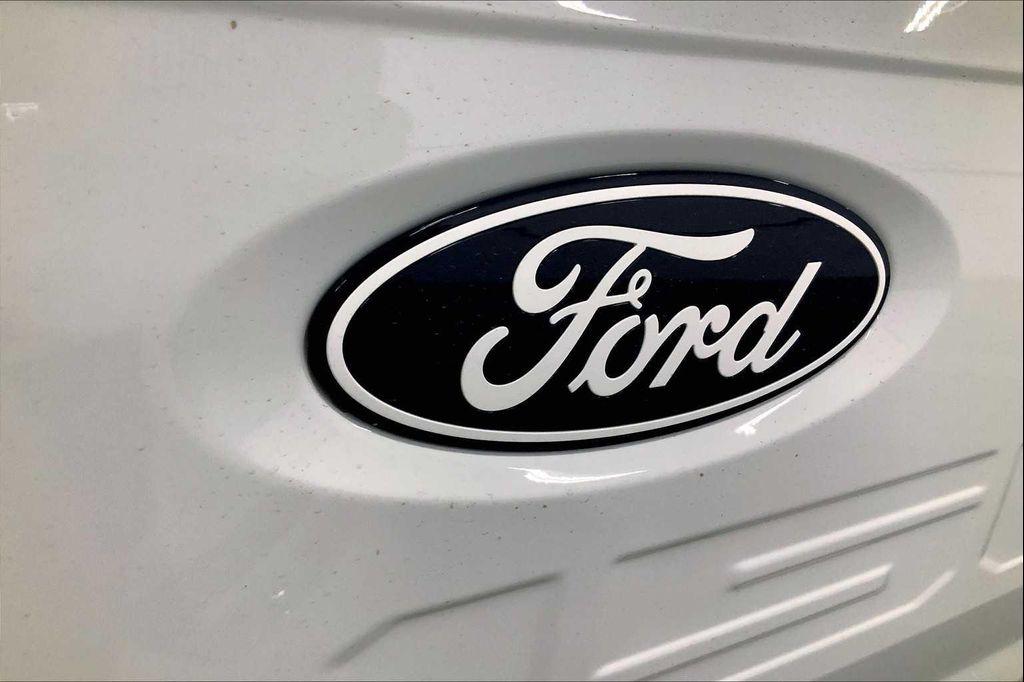 new 2025 Ford F-150 car, priced at $42,628