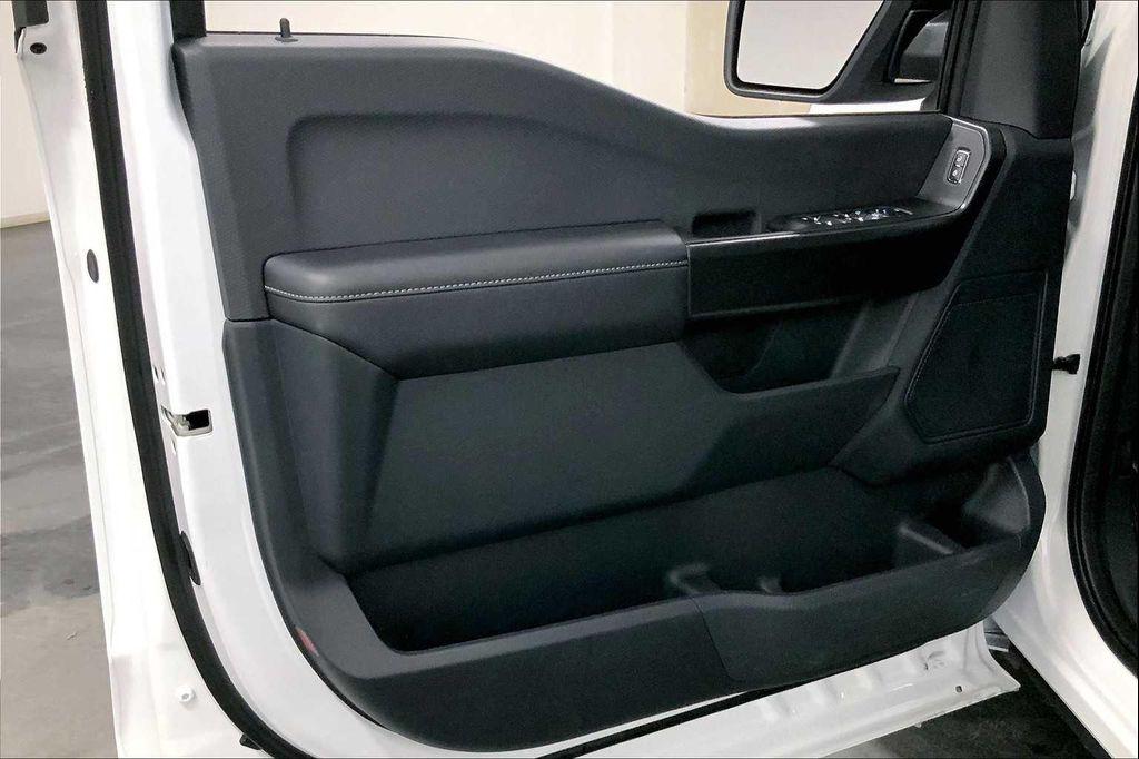 new 2025 Ford F-150 car, priced at $42,628
