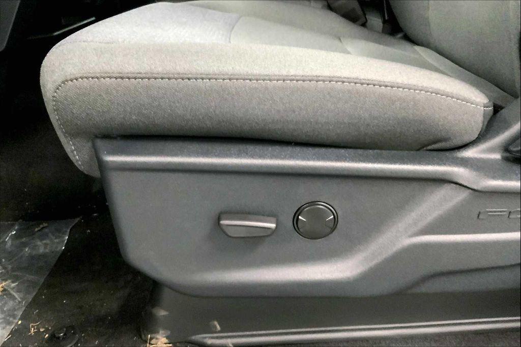 new 2025 Ford F-150 car, priced at $43,073