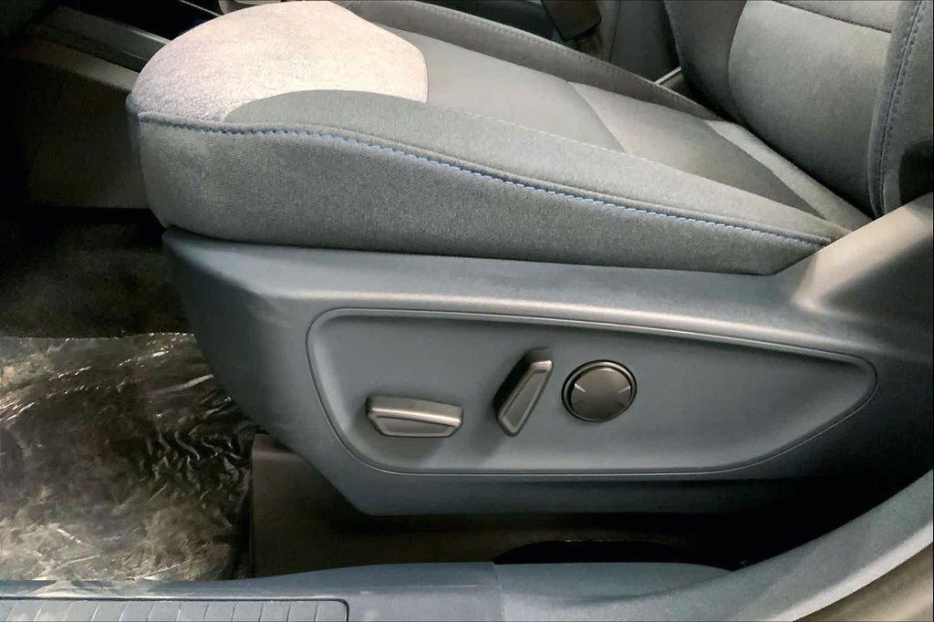 new 2025 Ford Maverick car, priced at $32,872