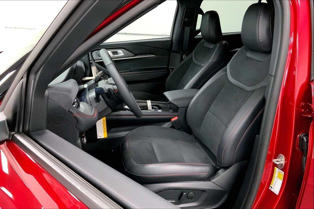 new 2025 Ford Explorer car, priced at $53,004