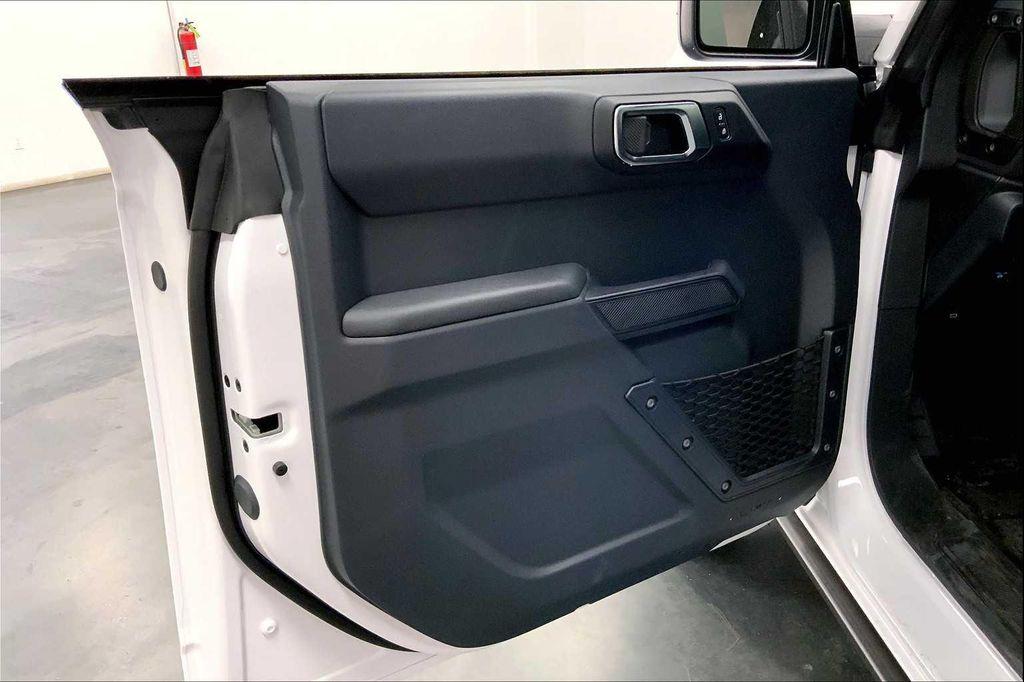 new 2025 Ford Bronco car, priced at $45,725