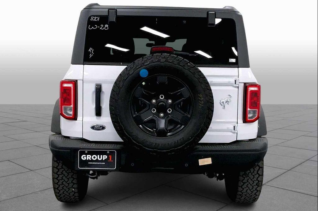 new 2025 Ford Bronco car, priced at $45,725