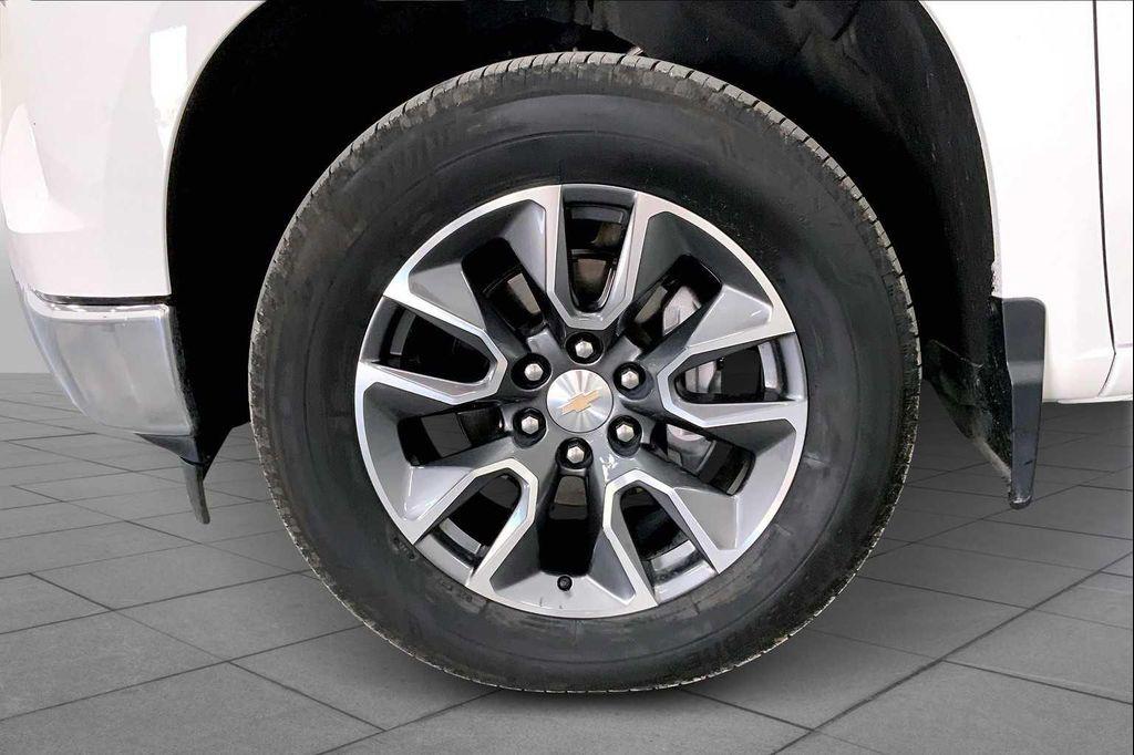used 2022 Chevrolet Silverado 1500 car, priced at $33,583