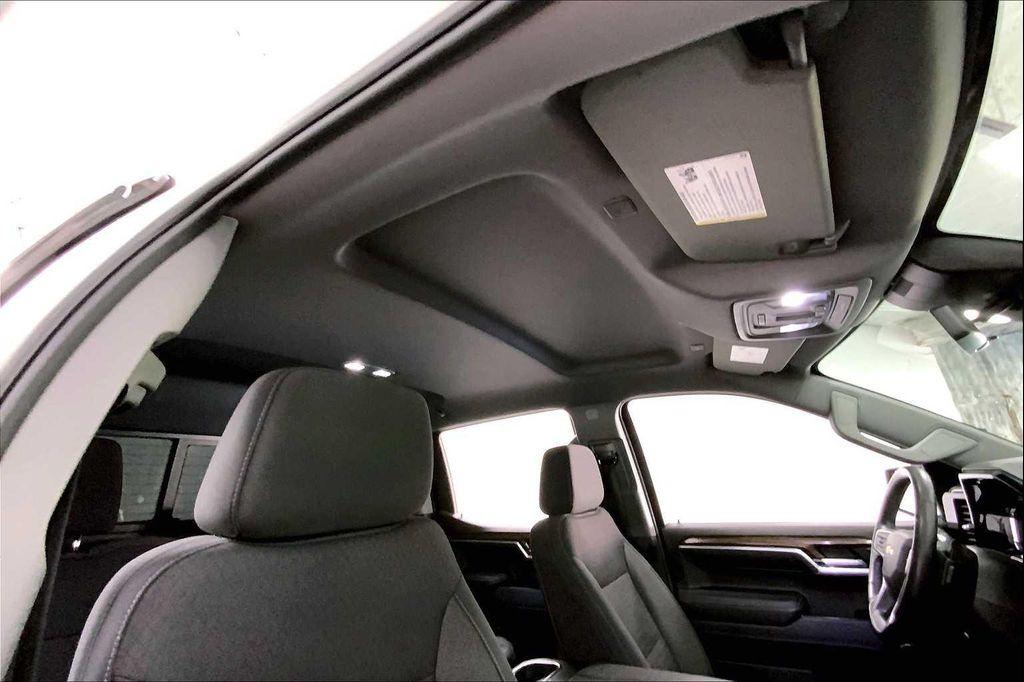 used 2022 Chevrolet Silverado 1500 car, priced at $33,583