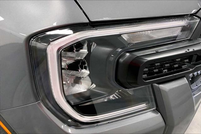 new 2025 Ford Ranger car, priced at $31,200