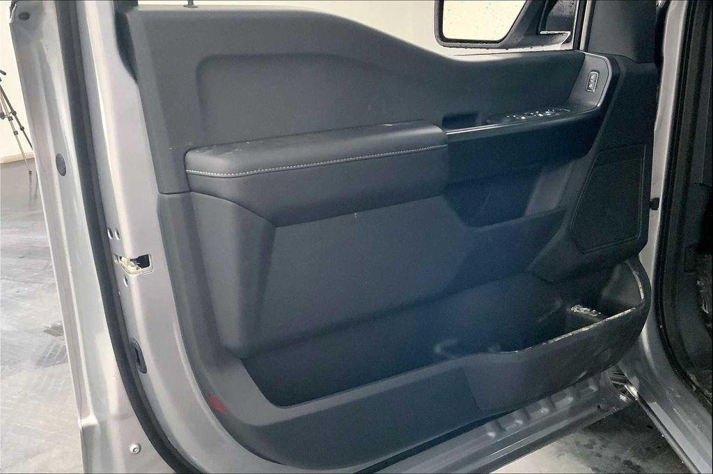 new 2025 Ford F-150 car, priced at $42,958
