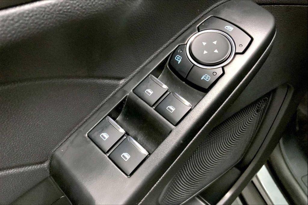 new 2025 Ford Escape PHEV car, priced at $30,212