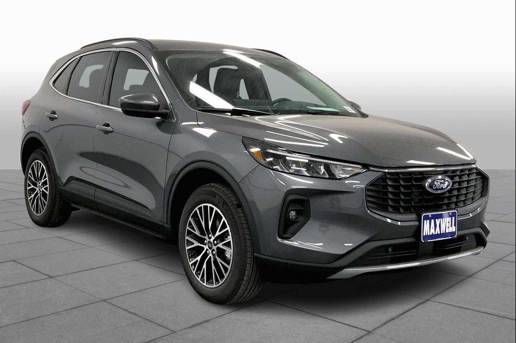 new 2025 Ford Escape PHEV car, priced at $30,212