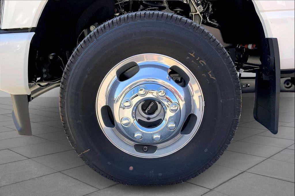 new 2025 Ford F-350 car, priced at $99,952
