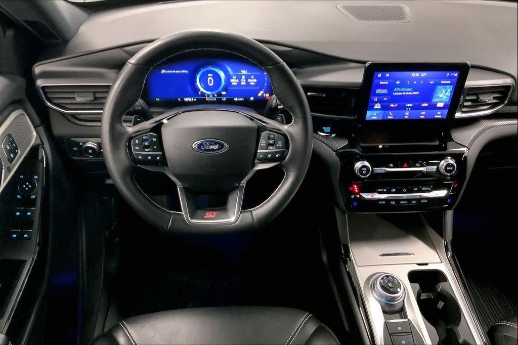 used 2022 Ford Explorer car, priced at $41,971