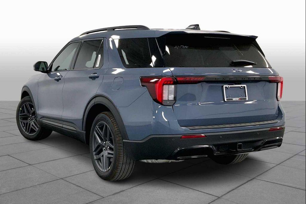 new 2025 Ford Explorer car, priced at $43,924