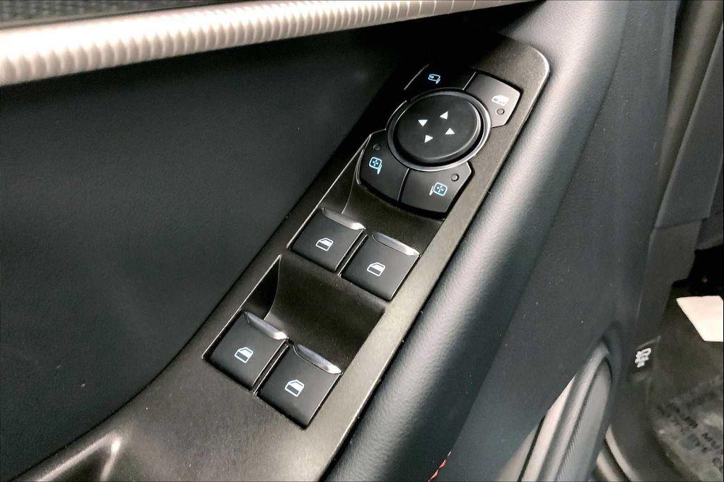 new 2025 Ford Explorer car, priced at $43,924