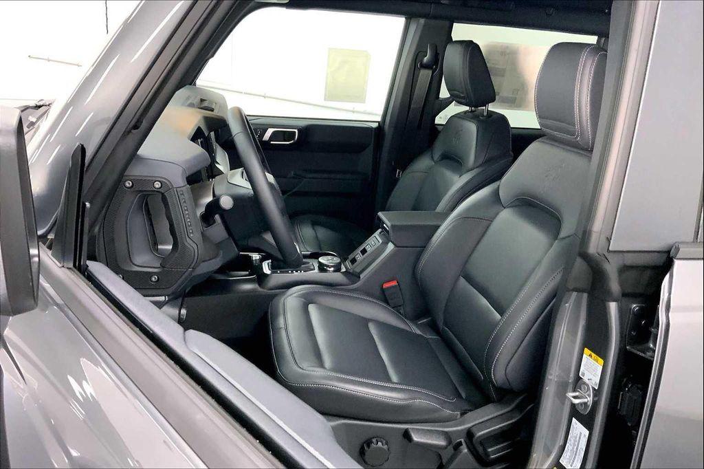 new 2025 Ford Bronco car, priced at $45,453
