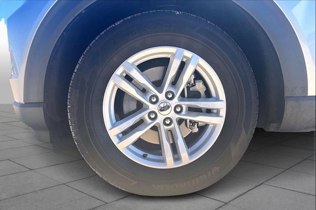 used 2023 Ford Explorer car, priced at $29,971