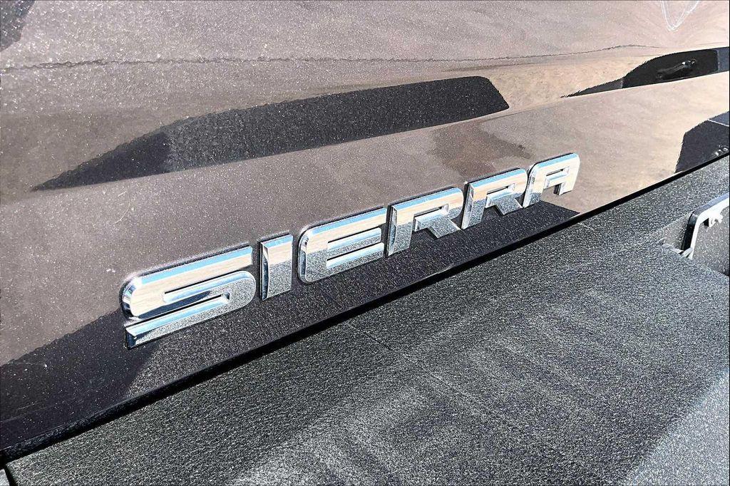 used 2014 GMC Sierra 1500 car, priced at $21,971