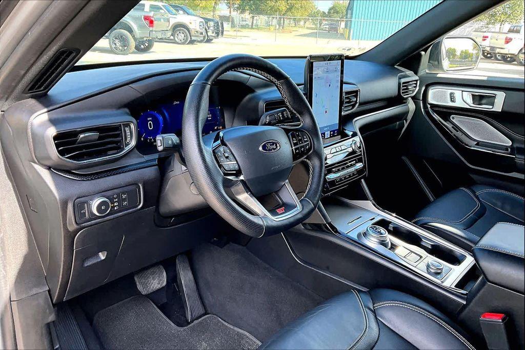 used 2021 Ford Explorer car, priced at $30,581