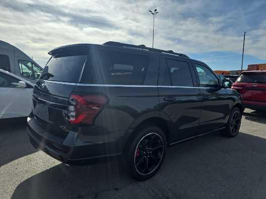 used 2022 Ford Expedition car, priced at $55,971