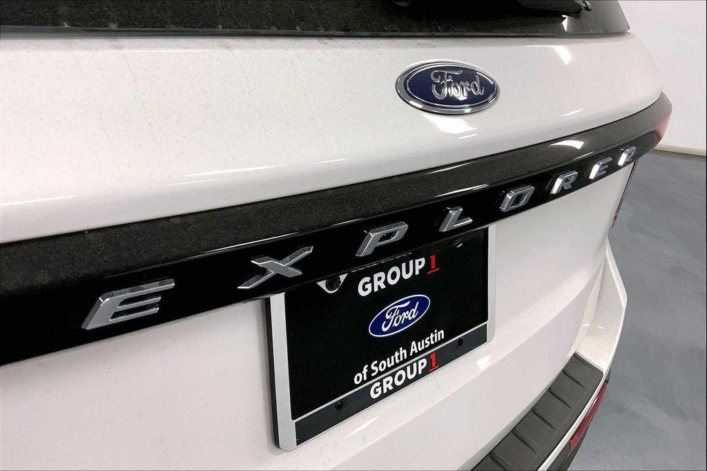 new 2025 Ford Explorer car, priced at $41,440