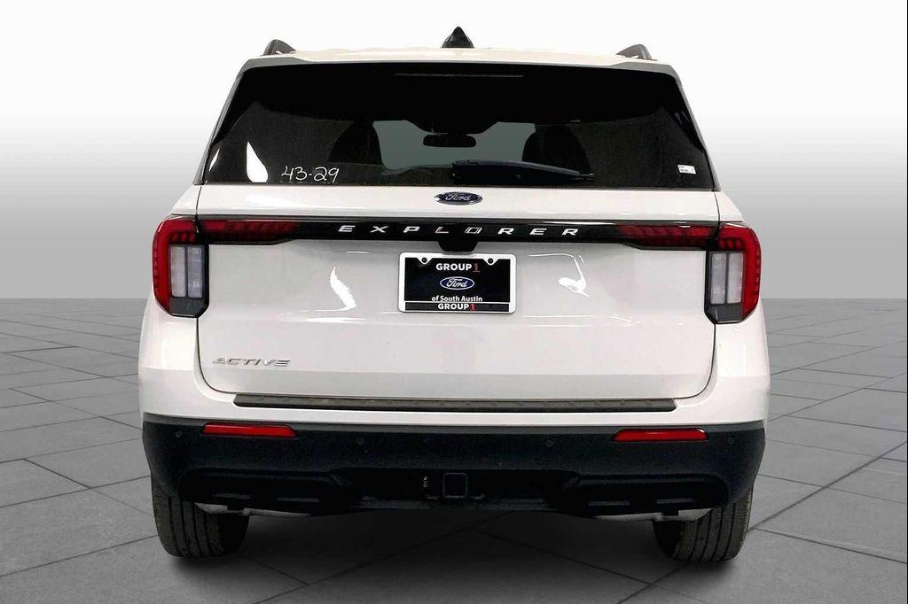 new 2025 Ford Explorer car, priced at $41,440