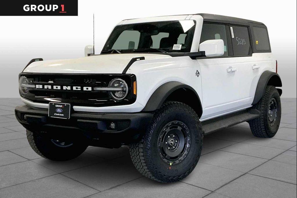 new 2025 Ford Bronco car, priced at $51,258