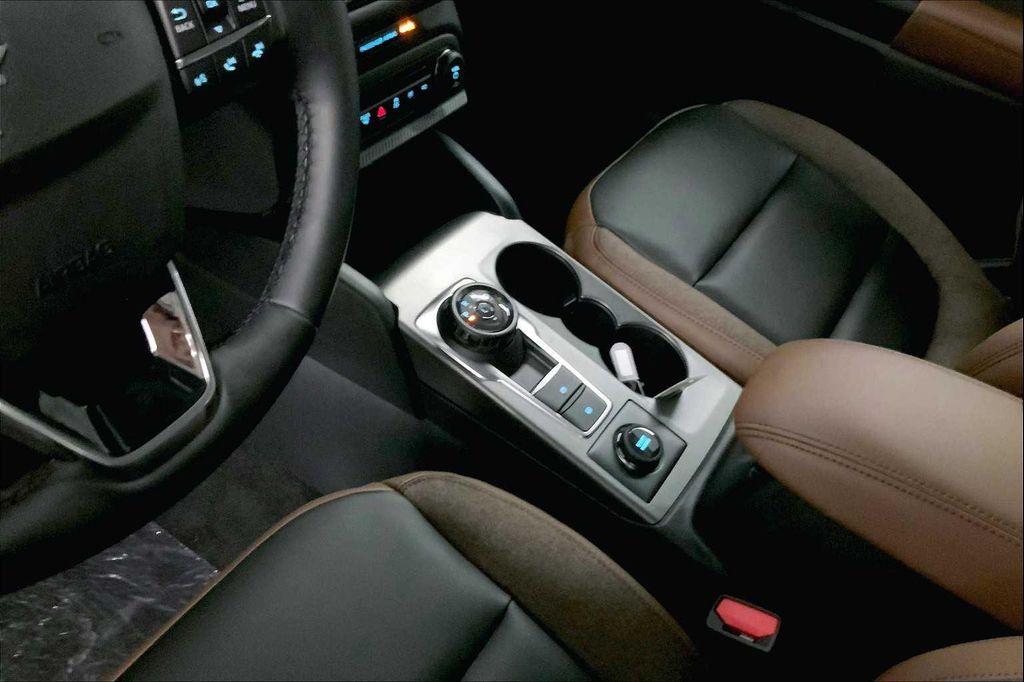 new 2025 Ford Bronco Sport car, priced at $33,323