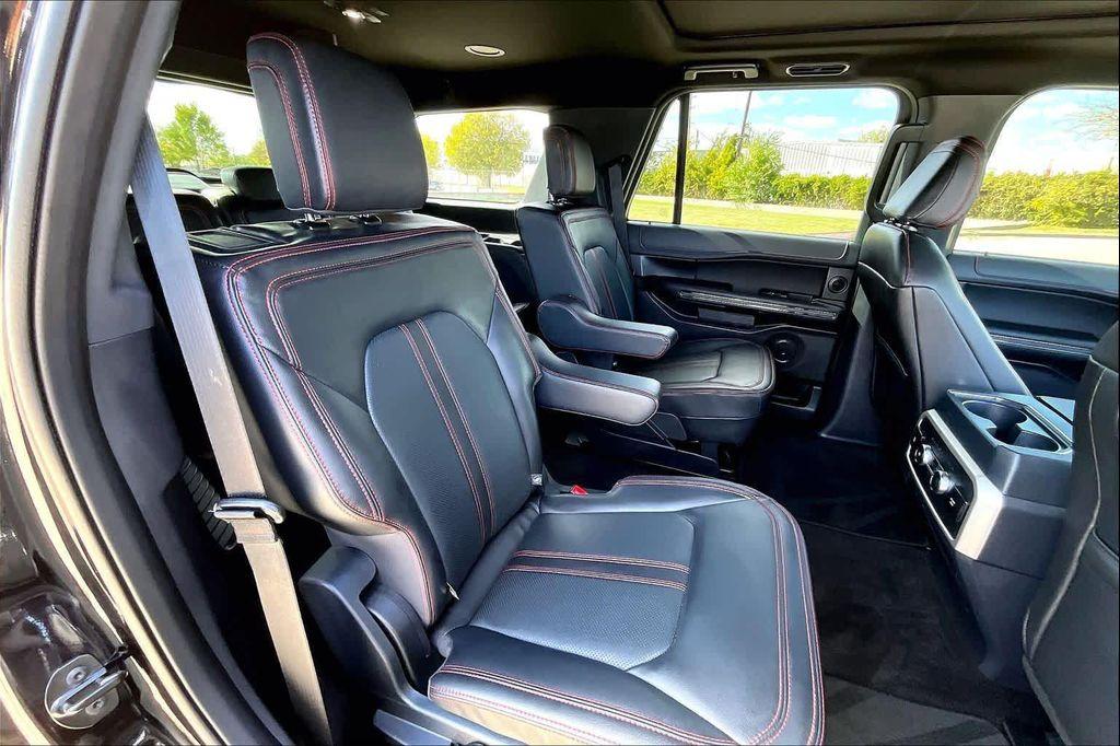 used 2022 Ford Expedition car, priced at $49,971