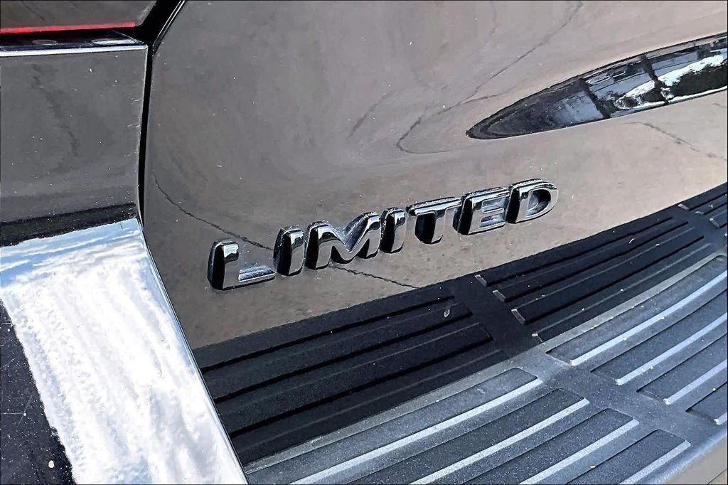 used 2022 Ford Expedition car, priced at $49,971