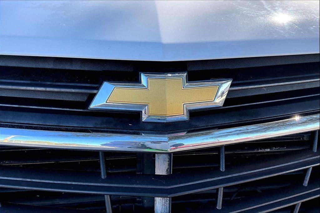 used 2019 Chevrolet Equinox car, priced at $13,475