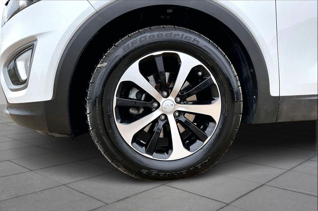 used 2018 Kia Sorento car, priced at $12,971
