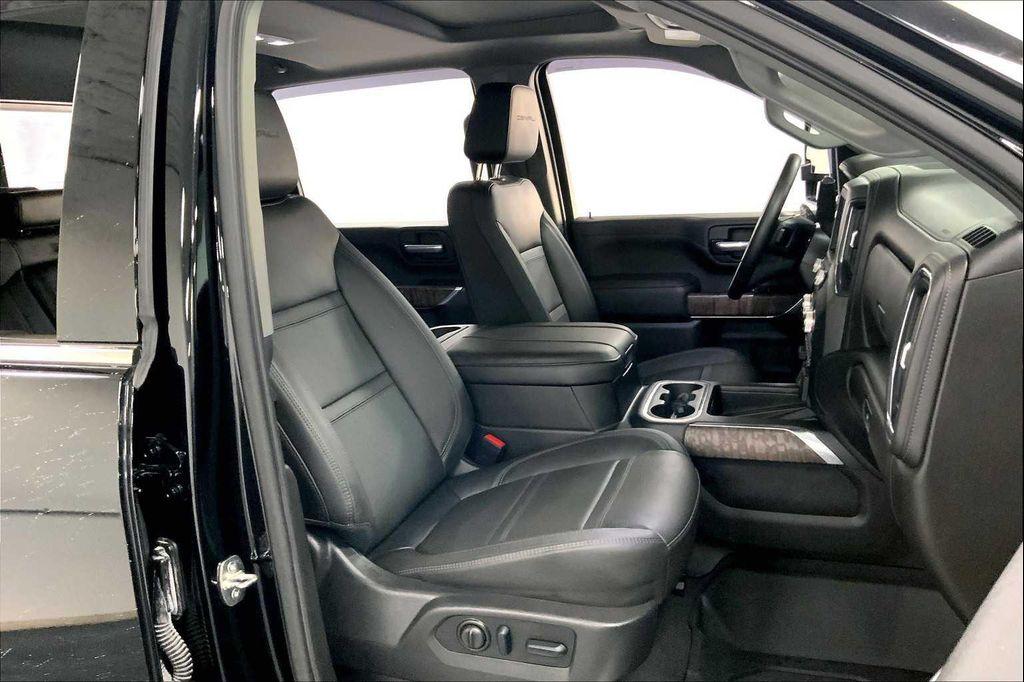 used 2023 GMC Sierra 2500 car, priced at $62,984